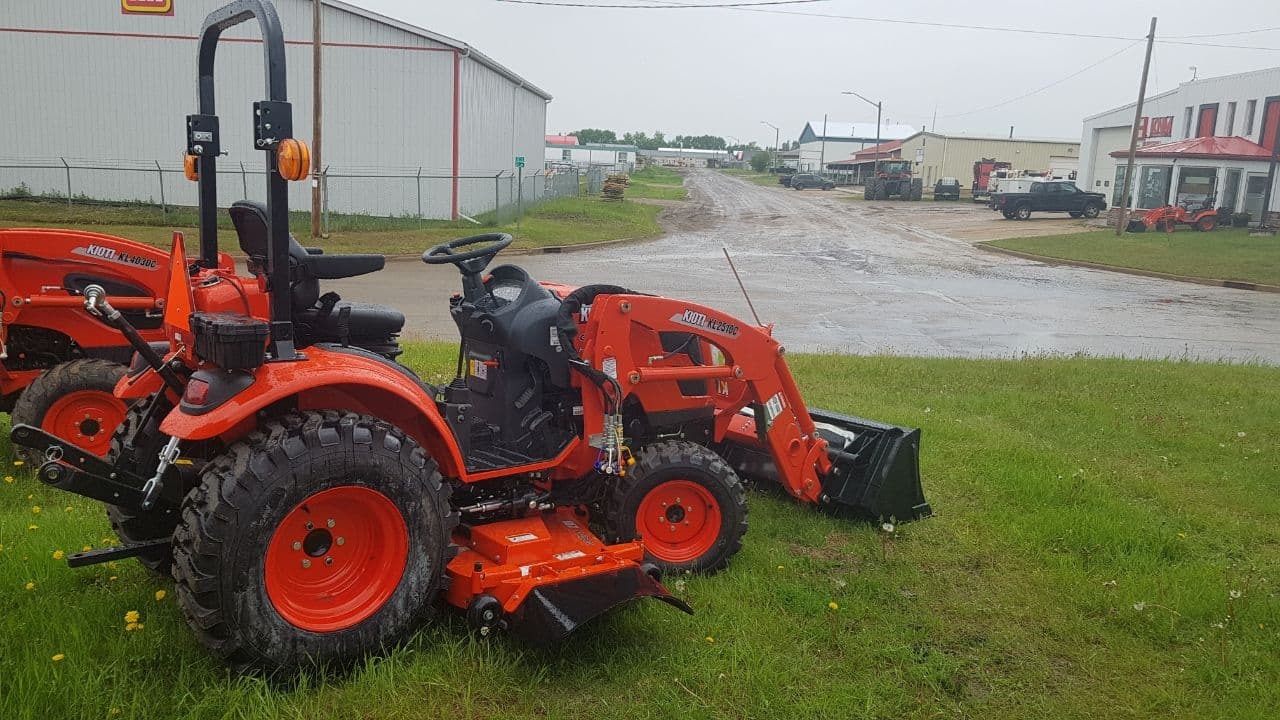 New Kioti CX2510 HST for sale in Alberta