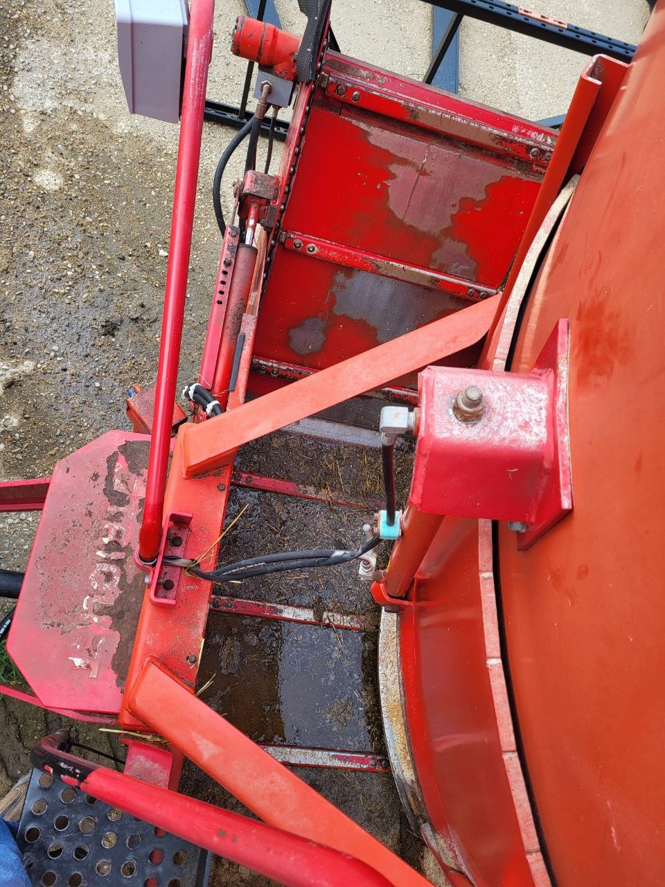 Used Trioliet SM1600L for sale in Alberta