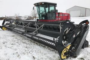 Combines & Swathers