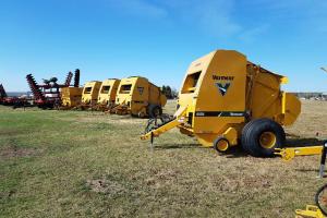 2017 Vermeer 605N Baler