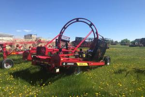 Anderson IFX 720 bale wrapper