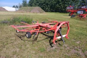 Kuhn GA300GM rotary rake