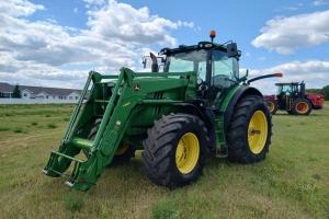 John Deere 6170R with H380 loader