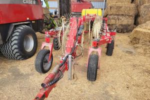Farm King Easy Rake 14
