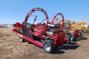 Anderson IFX720 bale wrapper Farm King Combo