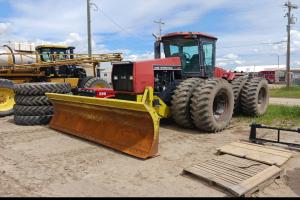 Case 9250 with Degelman 4-way blade
