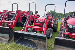 Mahindra TR Max26 XLT