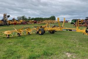 Vermeer TE3310 Tedder