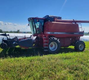Case IH 2388 Combine