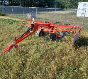 Kuhn GA3200GT single Rotary Rake