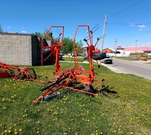 Kuhn GF 5202 THA Tedder