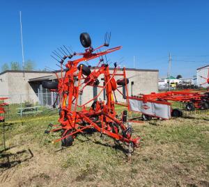 Kuhn GF7802THA Tedder