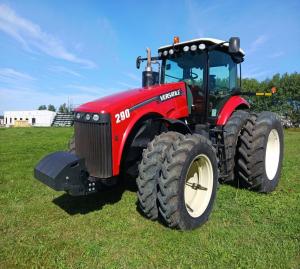 2014 Versatile 290