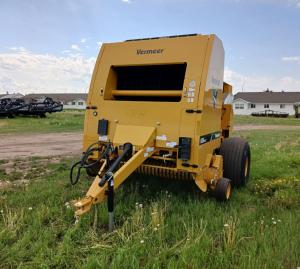 Vermeer 605N Select Baler