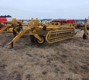 Vermeer rake R2800