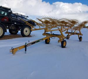 Vermeer VR1224 12-Wheel Rake