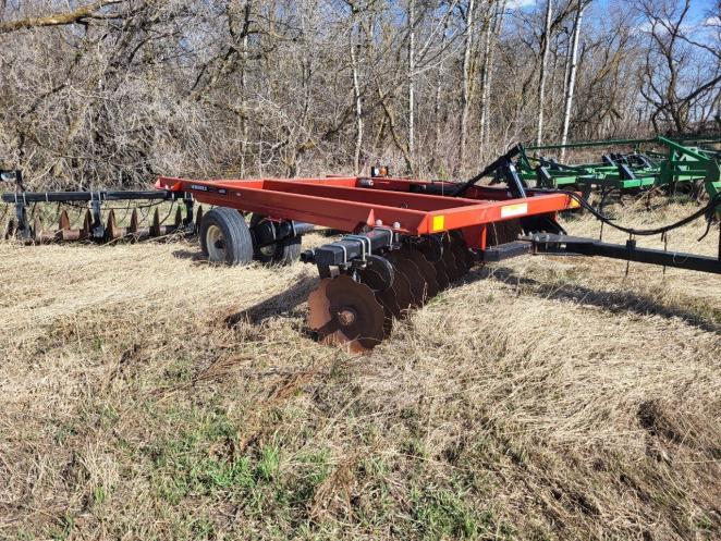 2017 Versatile SD 550 Disk