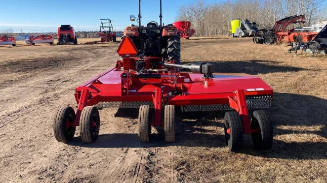 Farm King Y1030 flex-wing rotary cutter