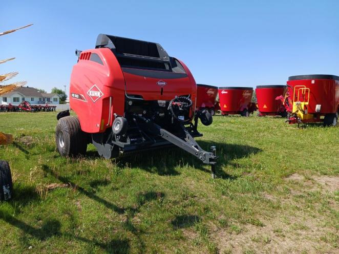 Kuhn VB560 Opticut Round Baler