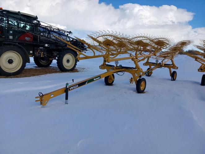 Vermeer VR1224 12-Wheel Rake